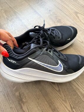 Nike shoes size 8